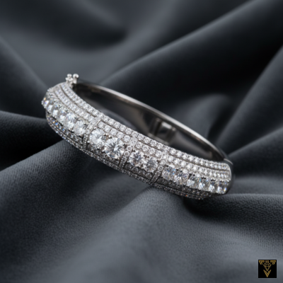 Emerald and diamond necklace